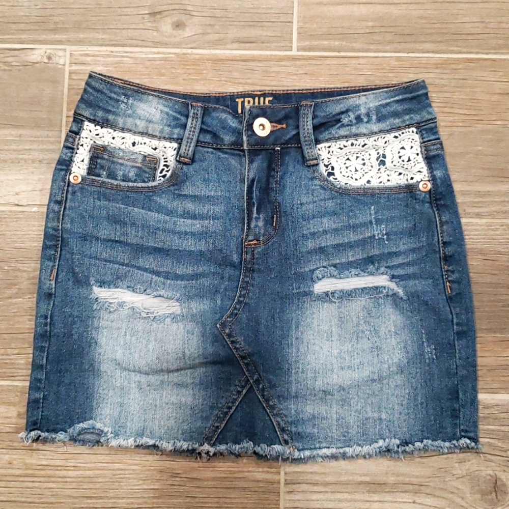 True Craft girls jean skirt, size 10